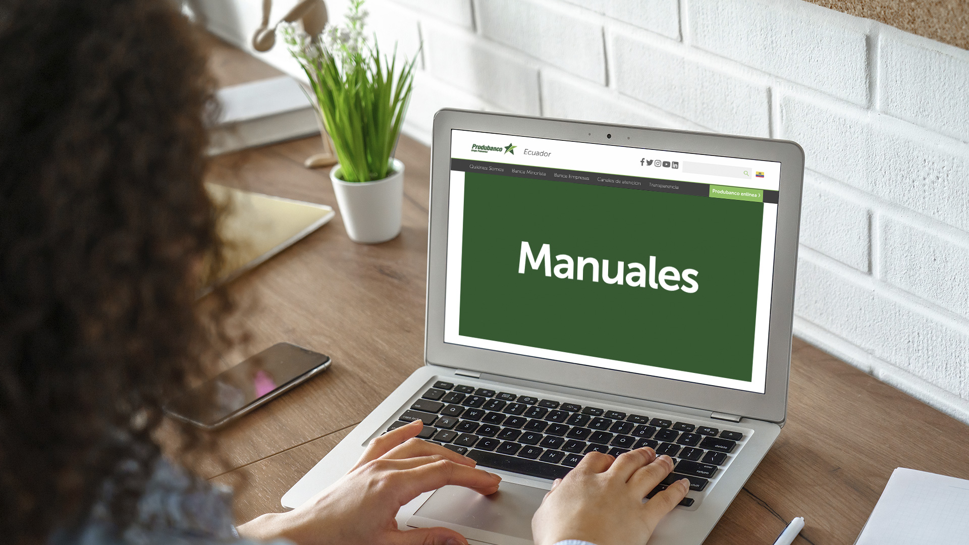 banca minorista otros servicios manuales produbanco 286x174 (1)